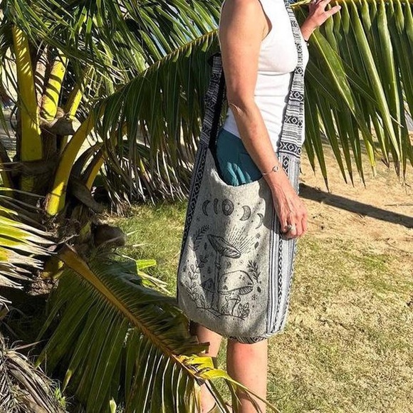 Mushroom and Celestial Print Crossbody Hippie  Sling Bag - Picture 2 of 6
